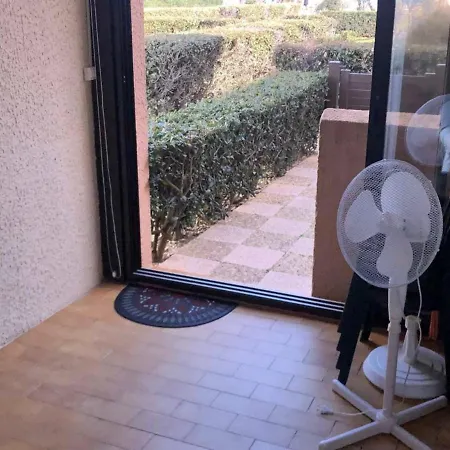 T2 4 Pers, Terrasse, Parking, Proche - Fr-1-81-529 아파트